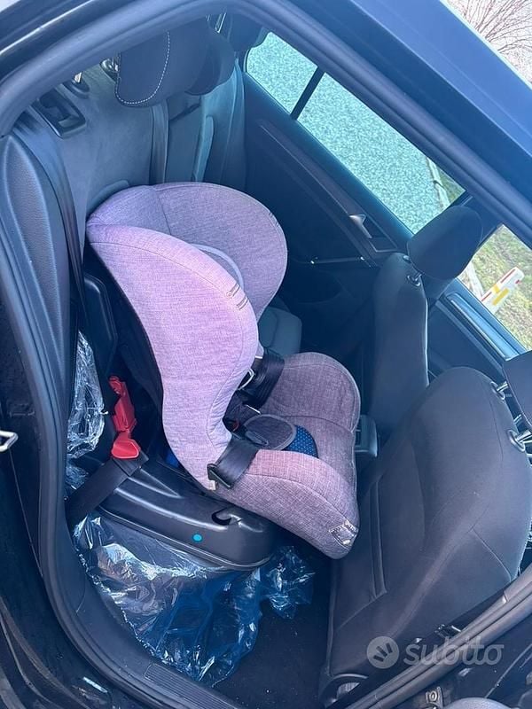 Usata VW Golf VII R-line 110 CV (80 kW) 2016 Nero Berlina