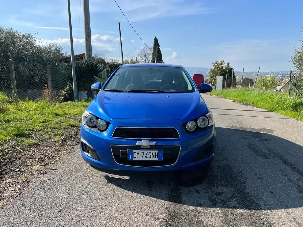 Usata Chevrolet Aveo LS 69 CV (50 kW) 2012 Bianco Berlina