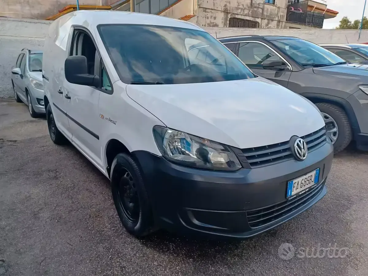 Usata VW Caddy 102 CV (75 kW) 2015 Bianco Monovolume