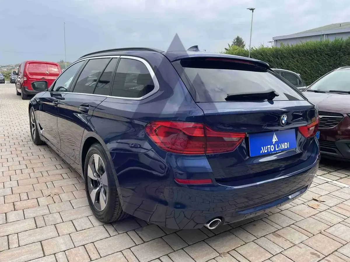Usata BMW 520 190 CV (139 kW) 2020 Blu/azzurro Station wagon