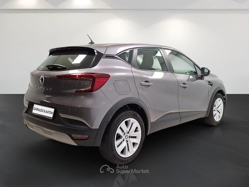 Usata Renault Captur Intens 101 CV (74 kW) 2021 Grigio SUV