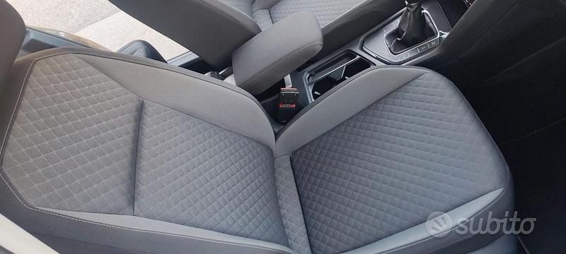Usata VW Tiguan R-line 116 CV (85 kW) 2019 Grigio SUV