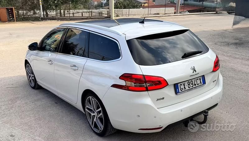 Usata Peugeot 308 GT-line 2015 Bianco Station wagon