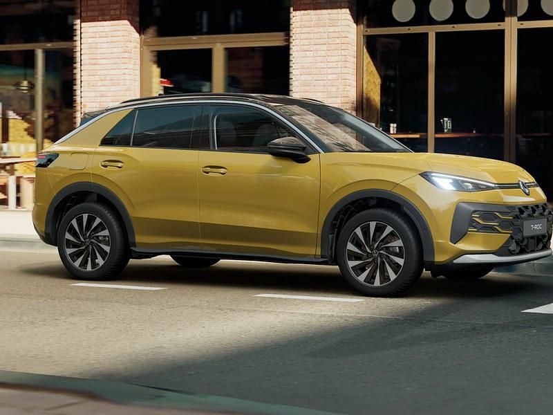 Nuova VW T-Roc Life 150 CV (110 kW) 2026 Canary yellow nero SUV