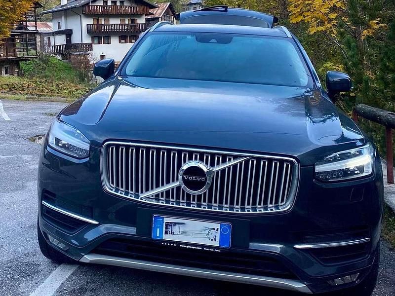 Usado Volvo XC90 Inscription 224 HP (164 kW) 2015 Cinzento SUV