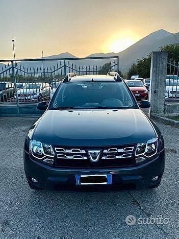 Usata Dacia Duster 101 CV (74 kW) 2014 Grigio Berlina