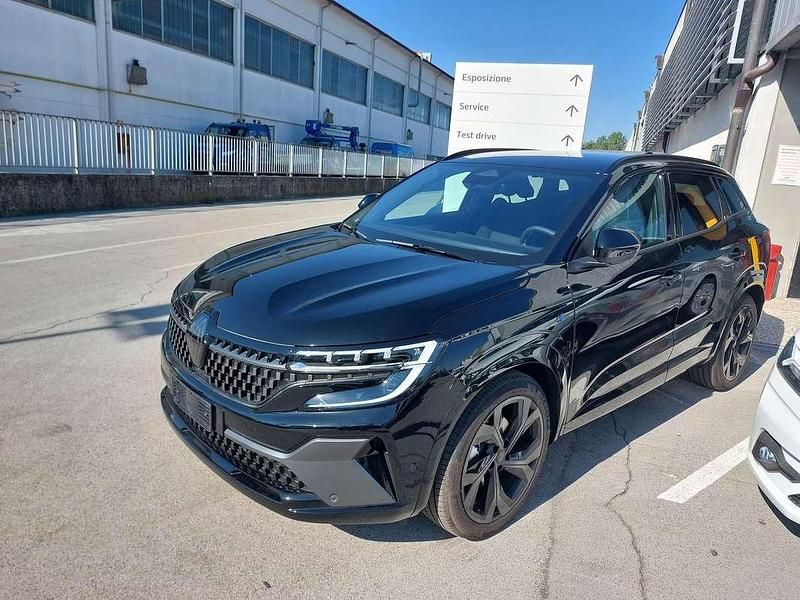Usata Renault Austral Iconic Esprit Alpine 131 CV (96 kW) 2023 Nero SUV