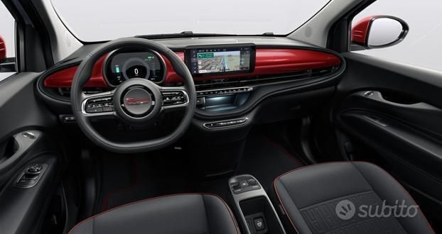 Nuova Fiat 500e Red 86 kW (118 CV) 2025 Cabrio