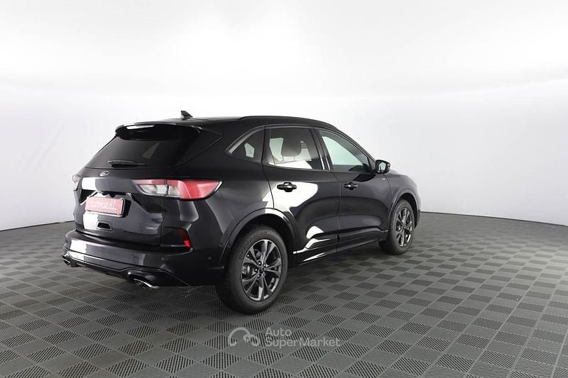 Usata Ford Kuga ST-Line 224 CV (164 kW) 2022 Nero SUV
