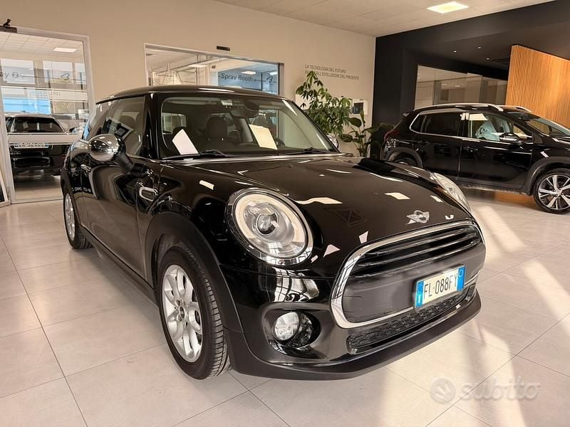 Usata Mini One D Hype 102 CV (75 kW) 2017 Utilitaria