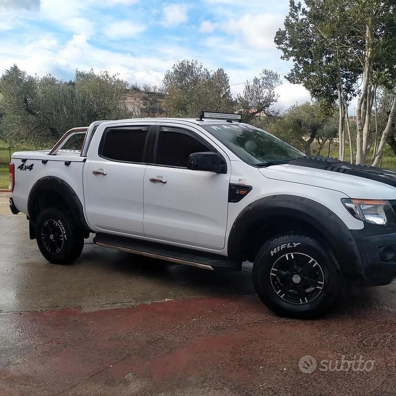 Usata Ford Ranger 150 CV (110 kW) 2012 Bianco Pick-up