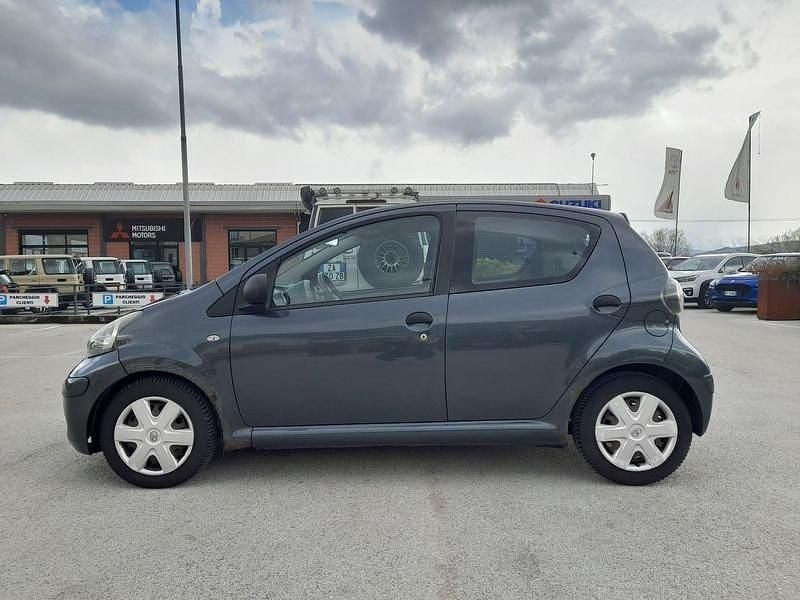 Usata Toyota Aygo Connect Style 68 CV (50 kW) 2012 Grigio Utilitaria