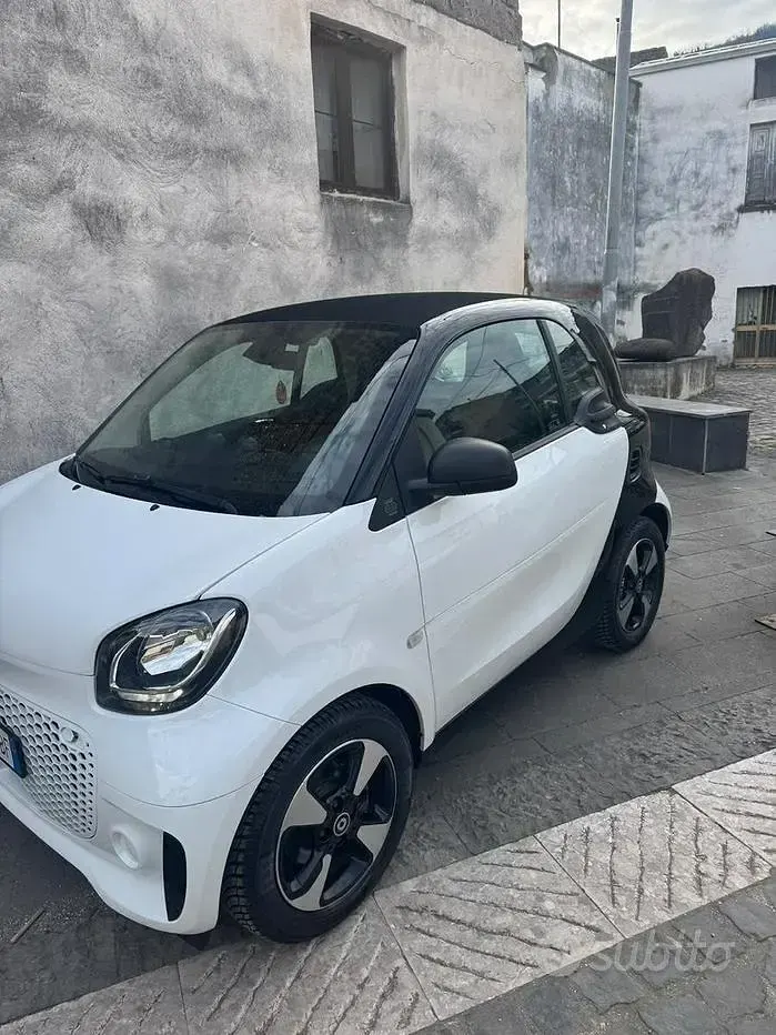Usata Smart ForTwo Electric Drive 41 kW (56 CV) 2021 Bianco Berlina