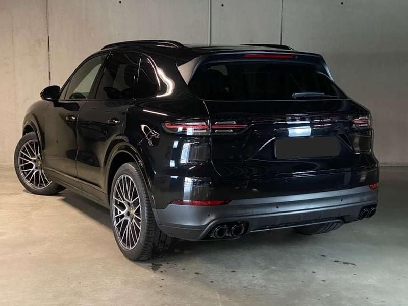 Usata Porsche Cayenne Platinum Edition 340 CV (250 kW) 2023 Nero SUV