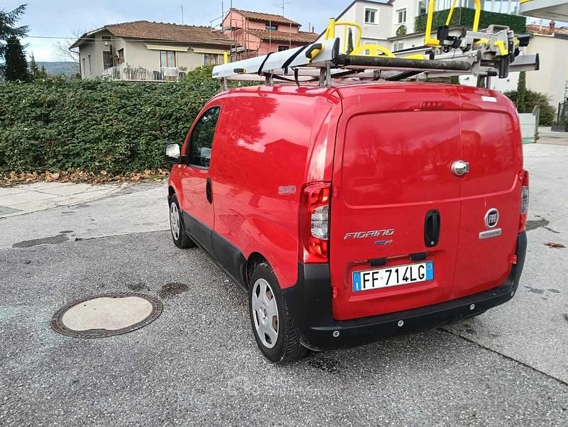 Occasion Fiat Fiorino 95 ch (69 kW) 2016 Rouge Monospace