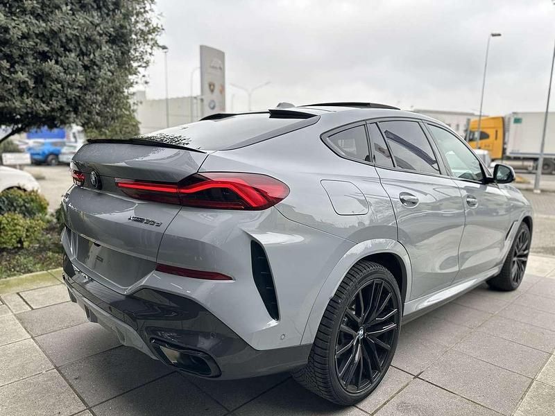 Nuova BMW X6 M Sport 298 CV (219 kW) 2026 Grigio SUV