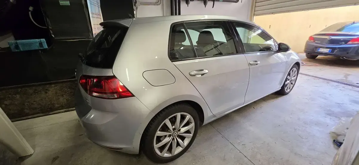 Usata VW Golf VII Comfortline 105 CV (77 kW) 2014 Berlina