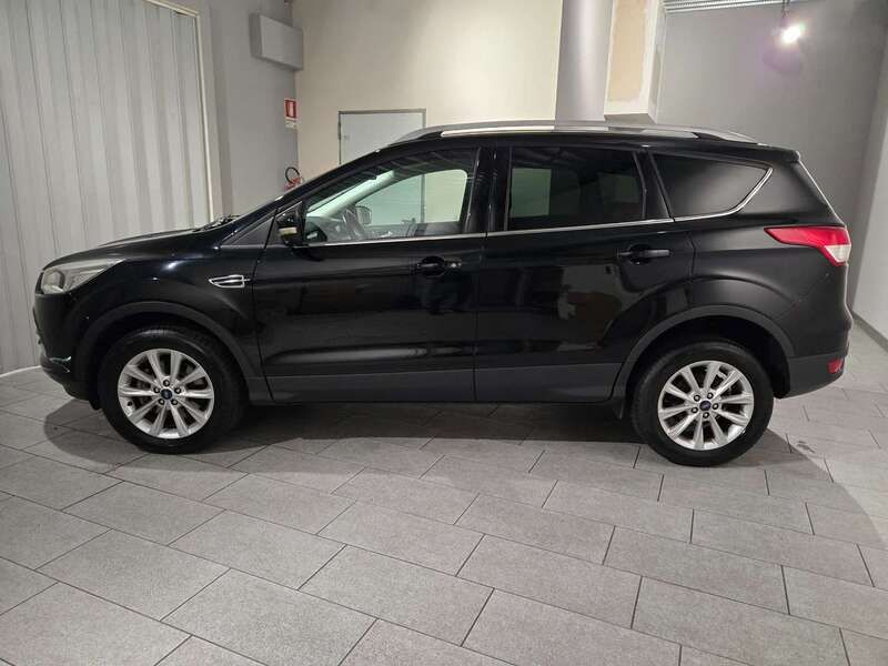 Usata Ford Kuga Titanium 150 CV (110 kW) 2016 Nero SUV