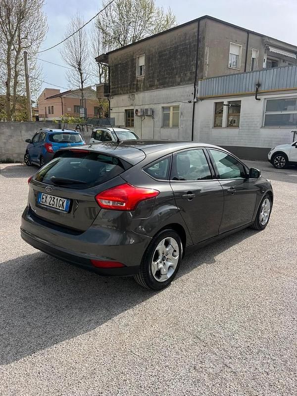 Usata Ford Focus Titanium S 120 CV (88 kW) 2015 Berlina
