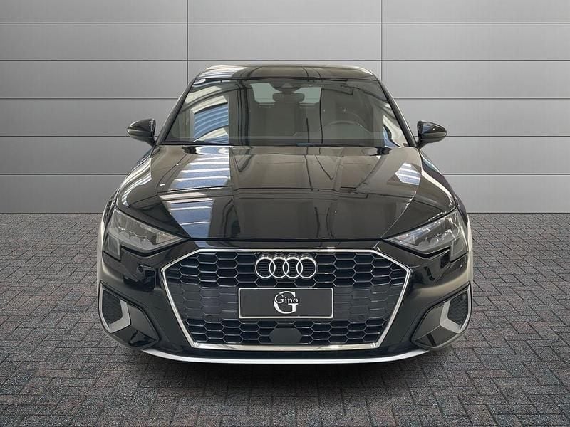 Usado Audi A3 Design 150 CV (110 kW) 2021 Negro Berlina