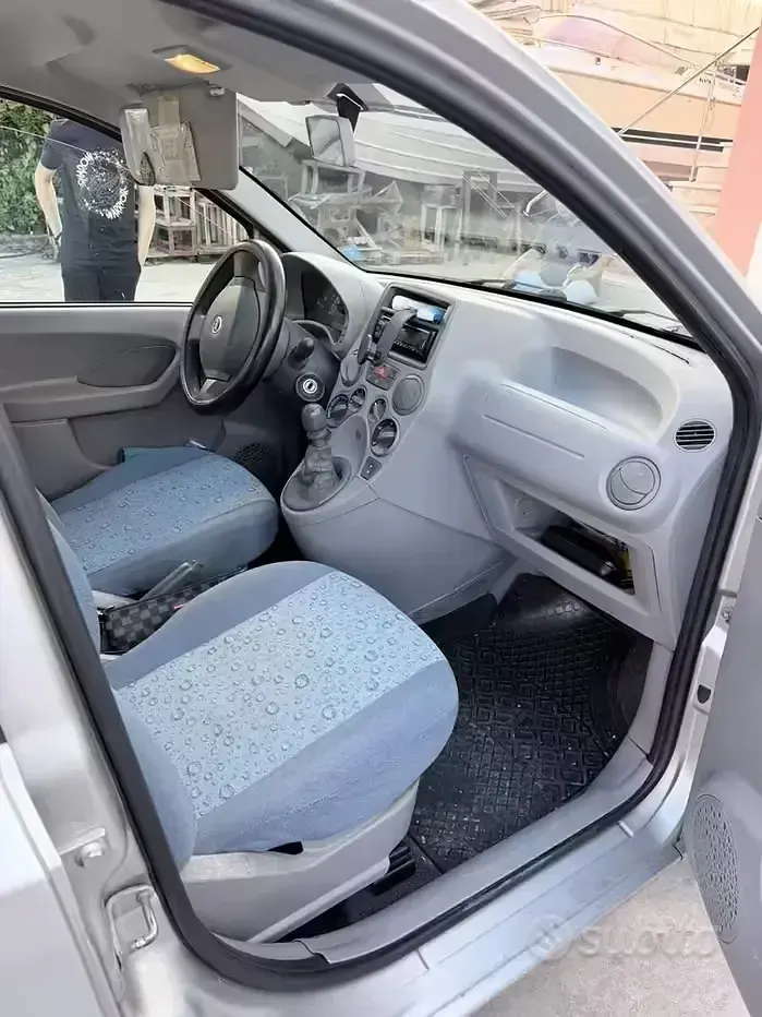 Usata Fiat Panda 54 CV (39 kW) 2006 Grigio Utilitaria