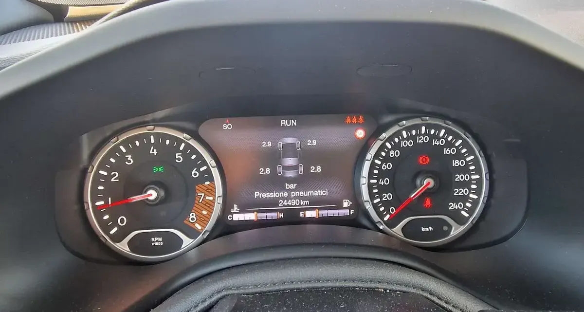 Usata Jeep Renegade 80th Anniversary 120 CV (88 kW) 2022 Rosso SUV