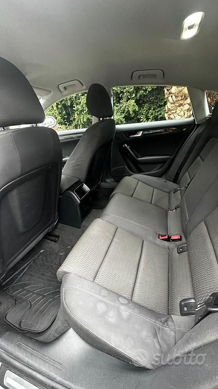 Usata Audi A5 177 CV (130 kW) 2012 Grigio Coupé
