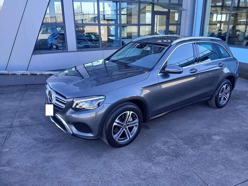 Usata Mercedes GLC250 Exclusive 204 CV (150 kW) 2019 Grigio SUV