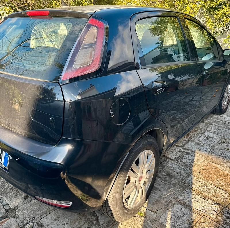 Usata Fiat Grande Punto 2015 Nero Utilitaria