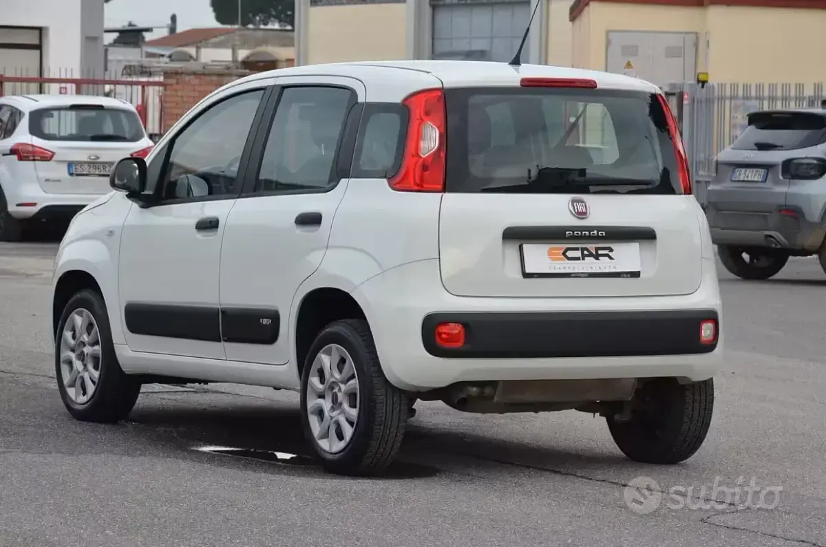 Usata Fiat Panda Easy 84 CV (61 kW) 2019 Bianco Utilitaria