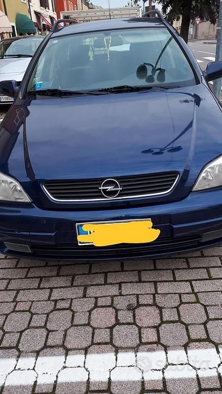 Usata Opel Astra 2001 Blu Station wagon