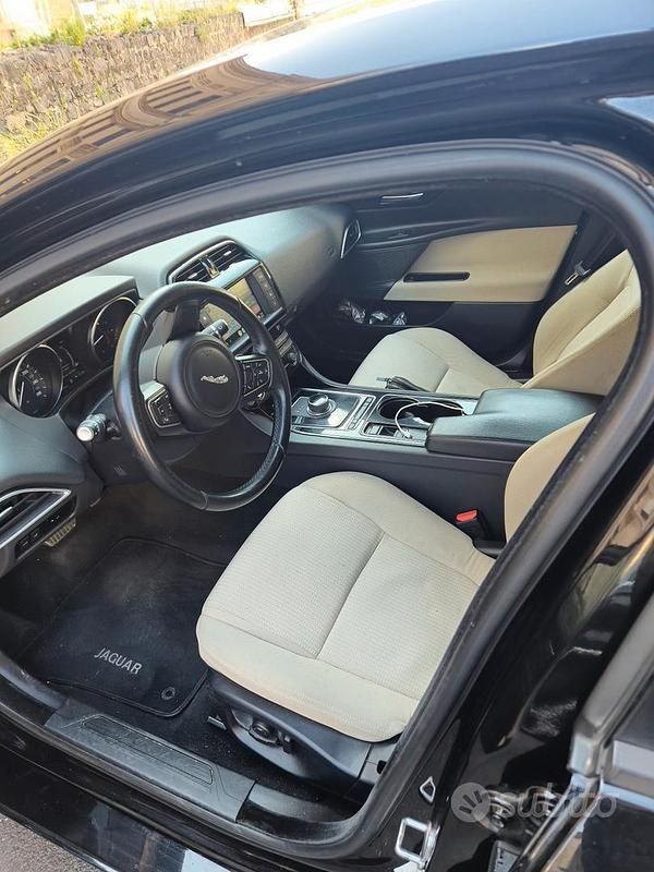 Usata Jaguar XE 2016 Nero Berlina