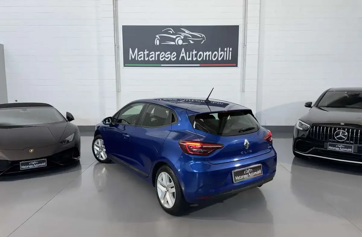 Usata Renault Clio V 91 CV (66 kW) 2022 Blu iron Berlina
