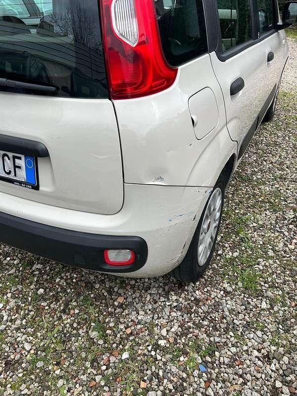 Usata Fiat Panda Young 75 CV (55 kW) 2015 Beige Utilitaria