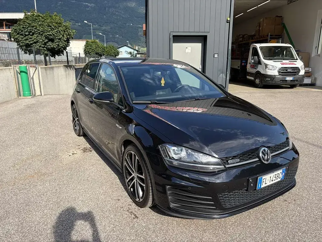 Usata VW Golf VII GTD 184 CV (135 kW) 2016 Nero Utilitaria