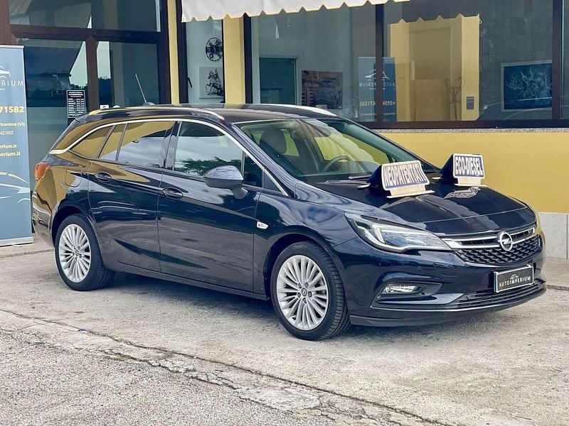 Usata Opel Astra Innovation 110 CV (80 kW) 2019 Blu/azzurro Station wagon