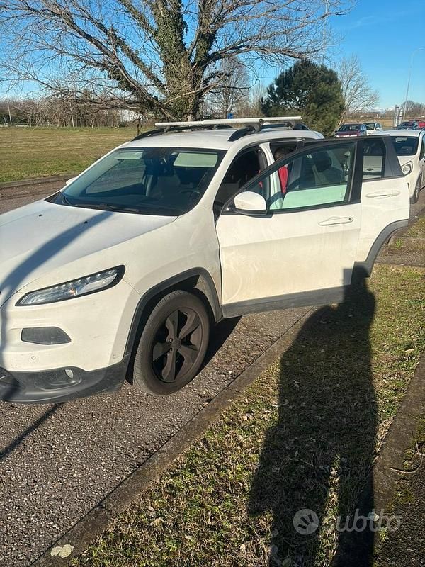 Usata Jeep Cherokee 185 CV (136 kW) 2016 Bianco SUV