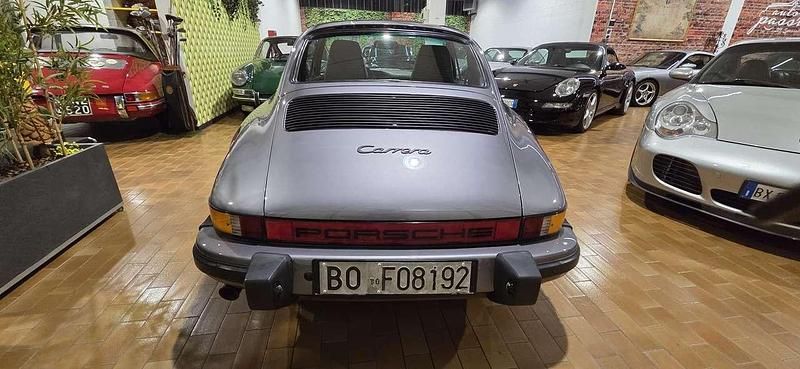 Usata Porsche 911 Carrera 231 CV (169 kW) 1986 Grigio Coupé