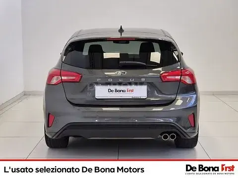 Usado Ford Focus ST-Line 125 HP (91 kW) 2019 Cinzento Citadino