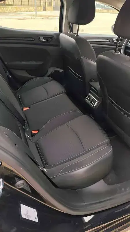 Usata Renault Mégane LIMITED 110 CV (80 kW) 2016 Nero Berlina