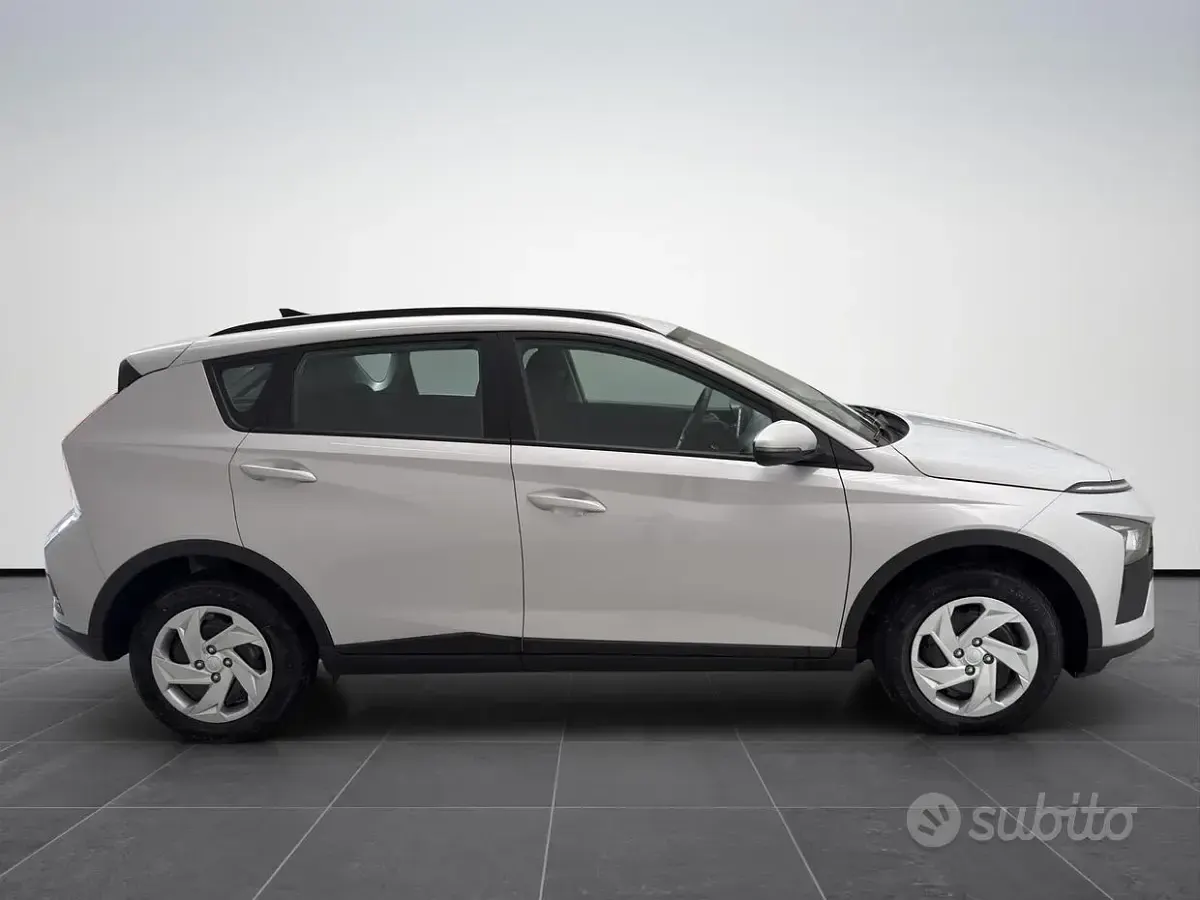 Nuova Hyundai Bayon 90 CV (66 kW) 2026 Lumen gray pearl SUV