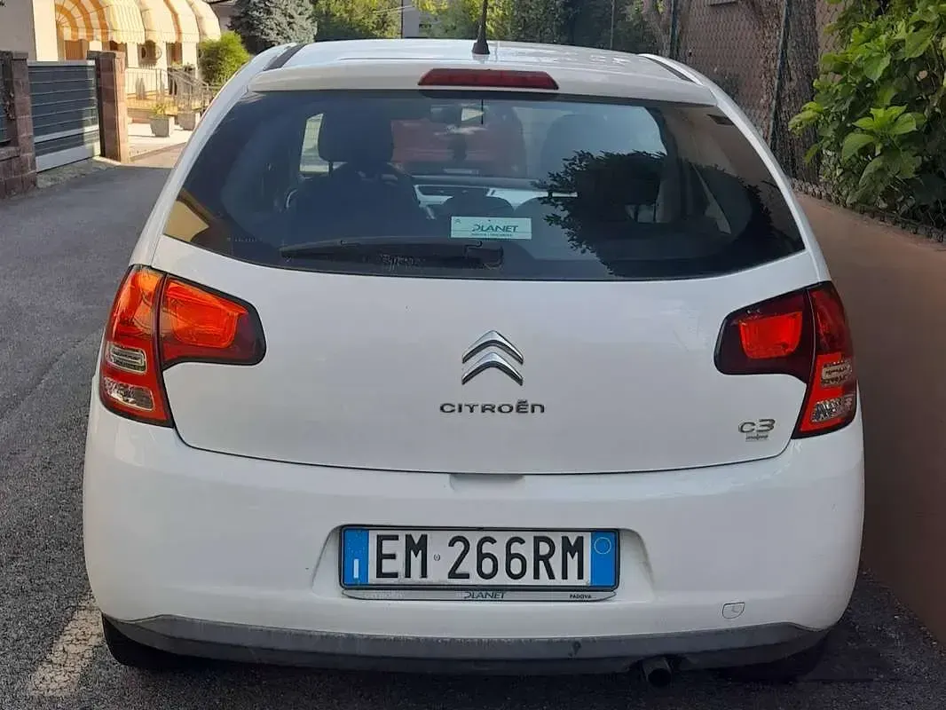 Usata Citroën C3 Attraction 60 CV (44 kW) 2012 Bianco Berlina
