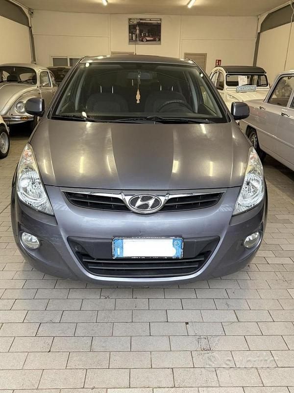 Usata Hyundai i20 Comfort 2009 Grigio Utilitaria