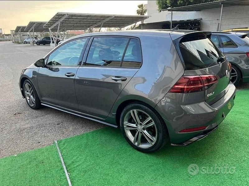 Usata VW Golf VII Highline 150 CV (110 kW) 2017 Grigio Berlina