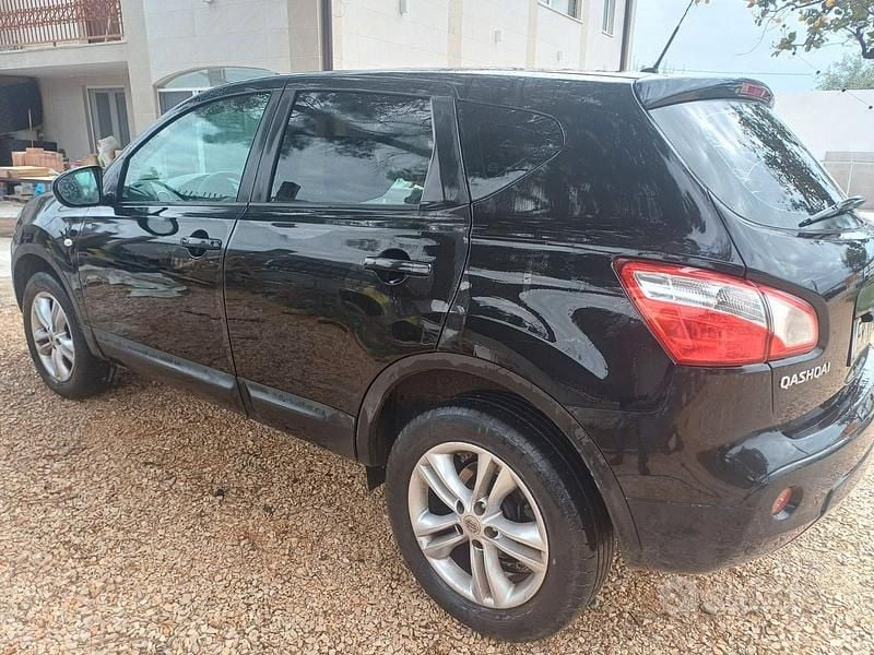 Usata Nissan Qashqai 115 CV (84 kW) 2011 Nero SUV