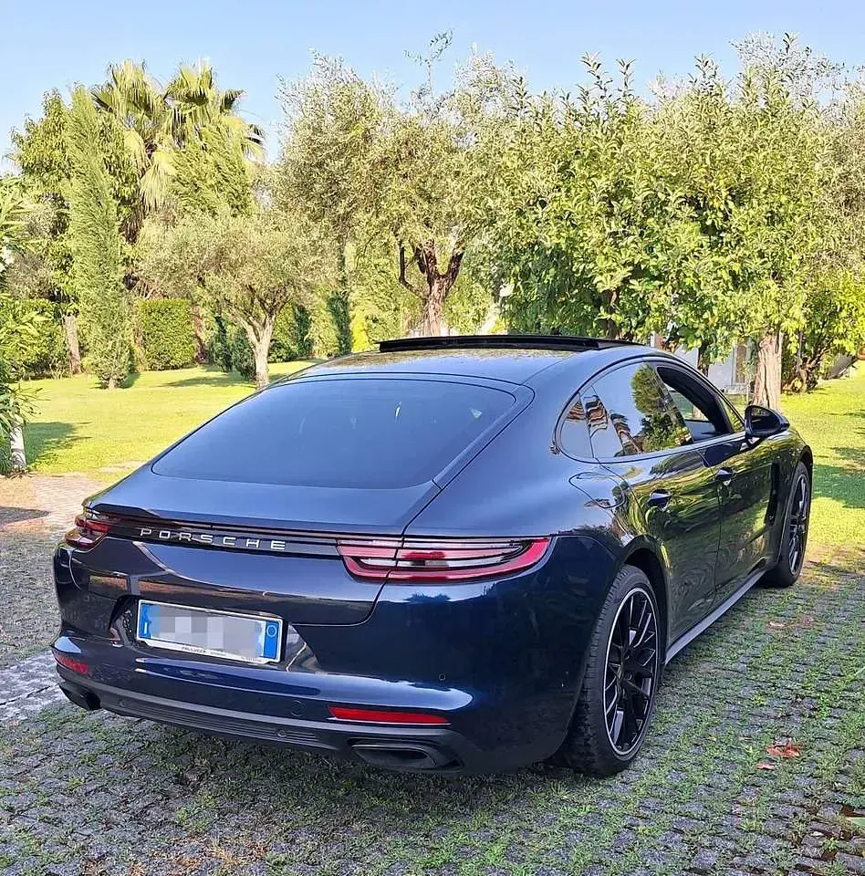 Usata Porsche Panamera 4 E-Hybrid Executive Executive 330 CV (242 kW) 2018 Blu/azzurro Utilitaria