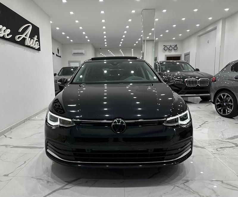 Usata VW Golf VIII 149 CV (109 kW) 2022 Nero Berlina