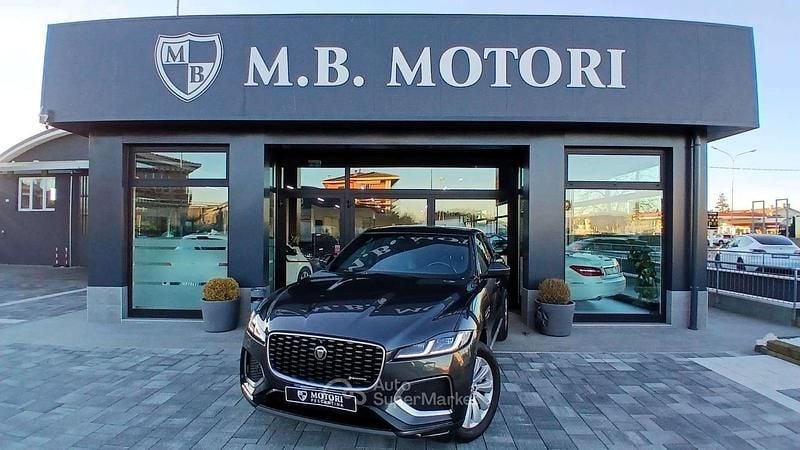 Usata Jaguar F-Pace R-Dynamic 163 CV (119 kW) 2021 Grigio SUV