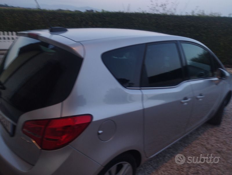 Usata Opel Meriva S 95 CV (69 kW) 2017 Monovolume