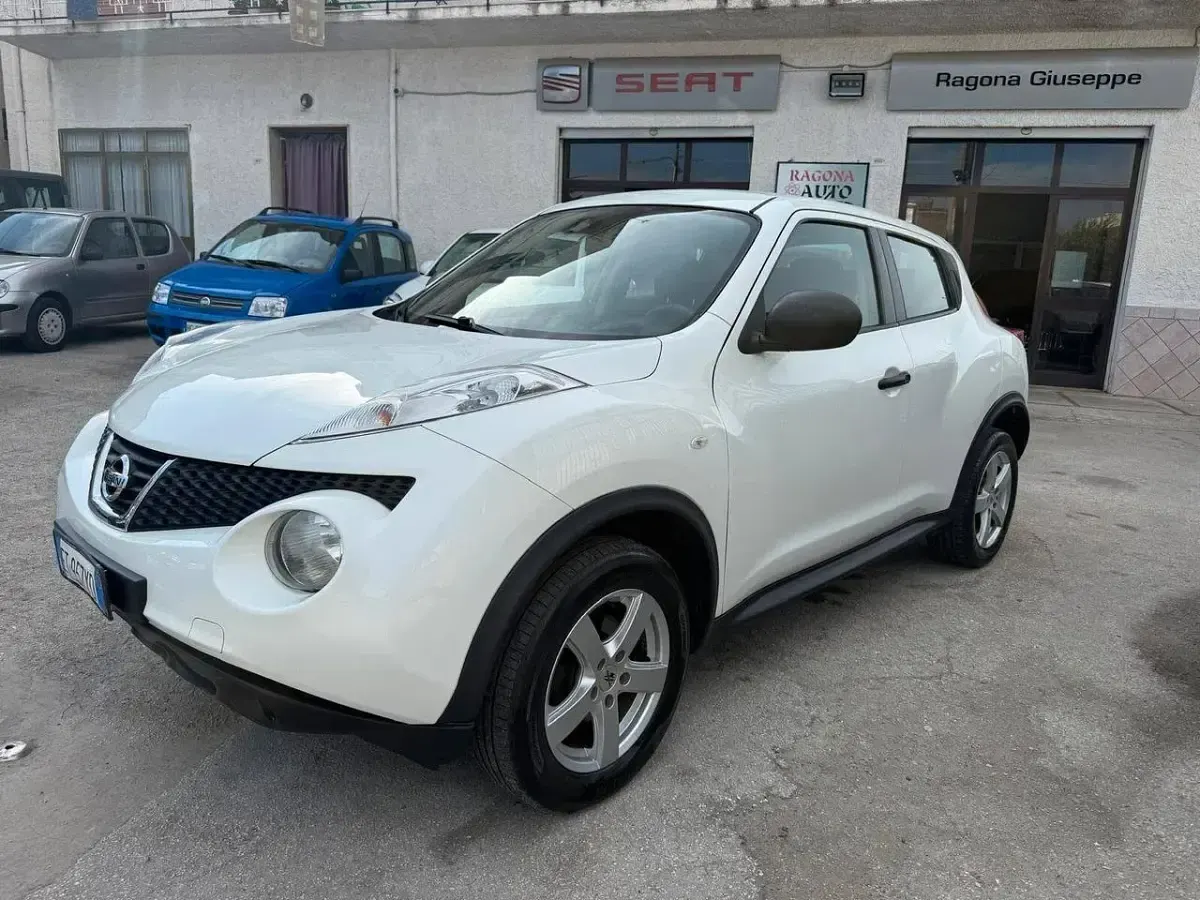 Usata Nissan Juke Acenta 110 CV (80 kW) 2012 Bianco SUV